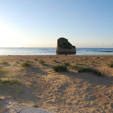 Appartamento Sul Mare Torre Pali Exteriér fotografie