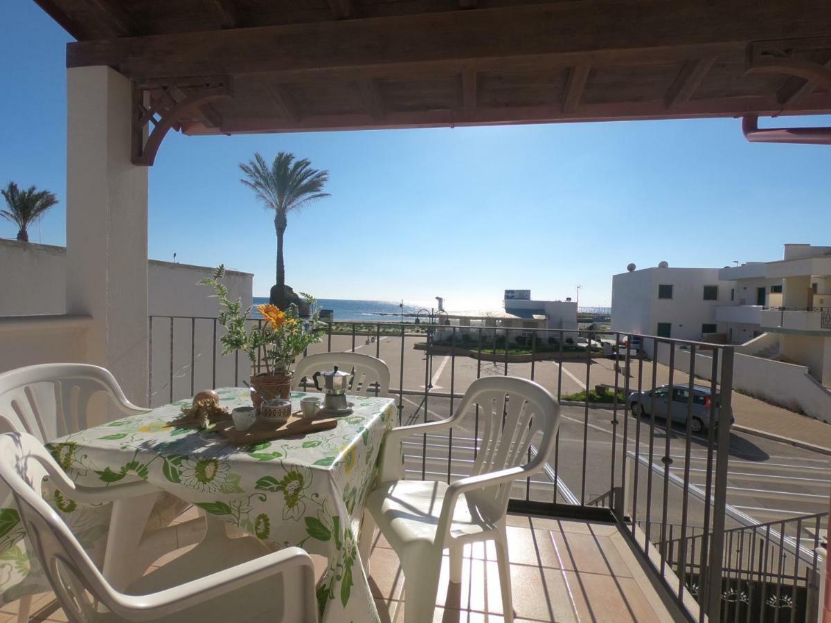 Appartamento Sul Mare Torre Pali Exteriér fotografie
